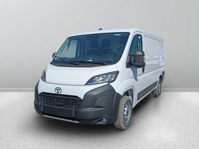 1 - Toyota Professional Proace Max Cascioli Group