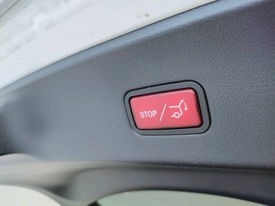 10 - Mercedes-Benz GLC Cascioli Group