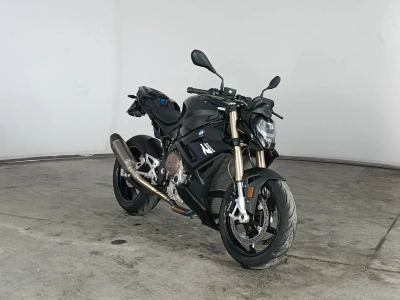 3 - BMW Motorrad R Cascioli Group