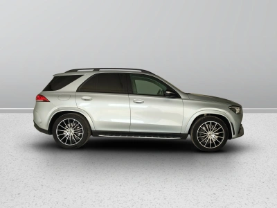 7 - Mercedes-Benz GLE Cascioli Group