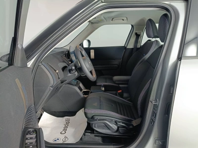 8 - MINI Countryman Cascioli Group