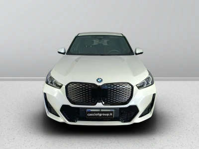2 - BMW iX1 Cascioli Group