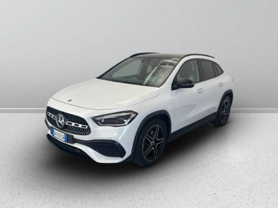 1 - Mercedes-Benz GLA Cascioli Group