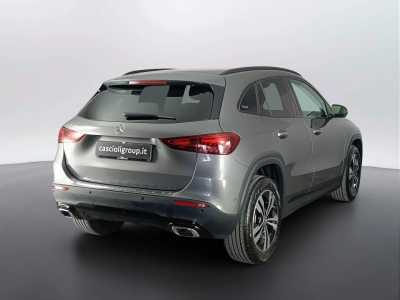 4 - Mercedes-Benz GLA Cascioli Group