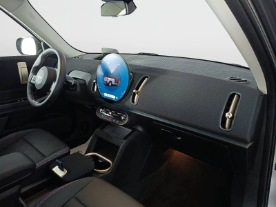 10 - MINI Countryman Cascioli Group