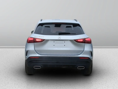 4 - Mercedes-Benz GLA Cascioli Group