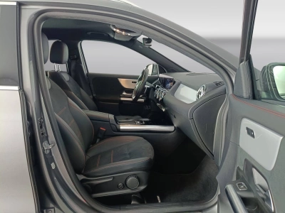 10 - Mercedes-Benz GLA Cascioli Group