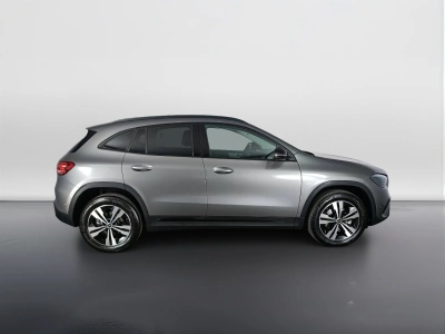 6 - Mercedes-Benz GLA Cascioli Group