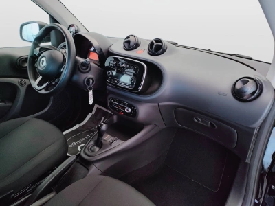 10 - smart fortwo Cascioli Group