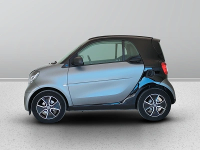 3 - smart fortwo Cascioli Group