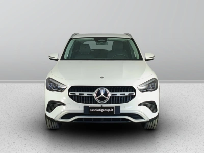 2 - Mercedes-Benz GLA Cascioli Group
