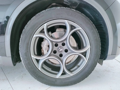 9 - Alfa romeo Stelvio Cascioli Group