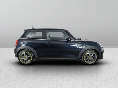 6 - MINI Cooper Cascioli Group
