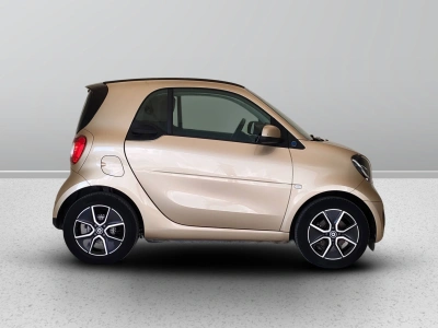 7 - smart fortwo Cascioli Group