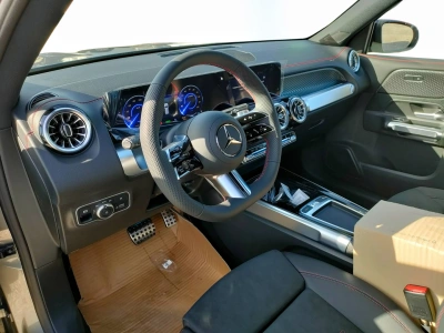7 - Mercedes-Benz EQB Cascioli Group