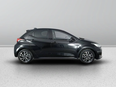 3 - Toyota Yaris Cascioli Group