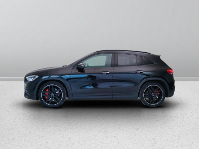 3 - Mercedes AMG GLA Cascioli Group