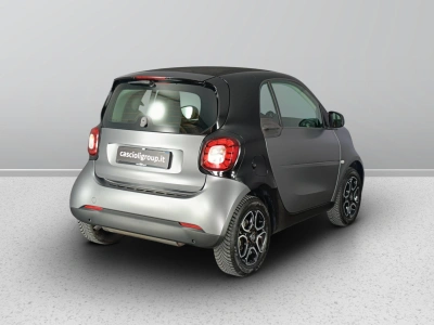 4 - smart fortwo Cascioli Group