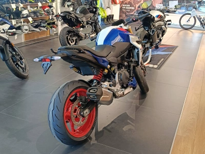 3 - BMW Motorrad R Cascioli Group