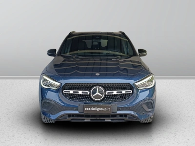 2 - Mercedes-Benz GLA Cascioli Group