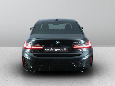4 - BMW Serie 3 Cascioli Group