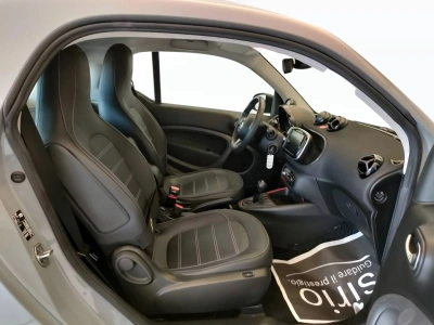10 - smart fortwo Cascioli Group