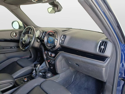 10 - MINI Countryman Cascioli Group