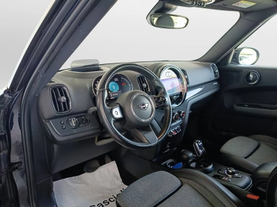 7 - MINI Countryman Cascioli Group