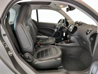 10 - smart fortwo Cascioli Group