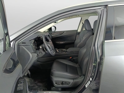 8 - Lexus NX Cascioli Group
