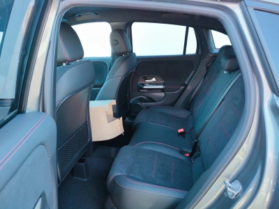 8 - Mercedes-Benz GLA Cascioli Group