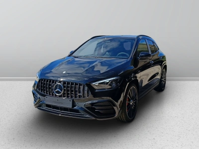 1 - Mercedes AMG GLA Cascioli Group