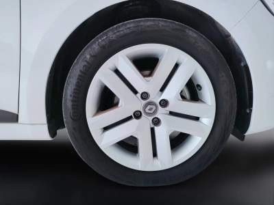 9 - Renault Clio Cascioli Group