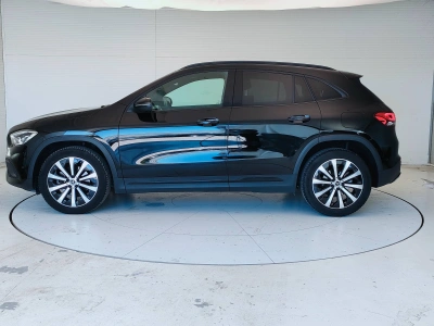 8 - Mercedes-Benz GLA Cascioli Group