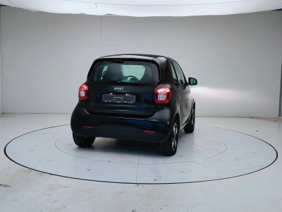6 - smart fortwo Cascioli Group