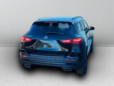 6 - Mercedes-Benz GLA Cascioli Group