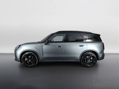 6 - MINI Countryman Cascioli Group