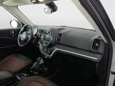 10 - MINI Countryman Cascioli Group