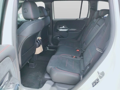 10 - Mercedes-Benz GLB Cascioli Group