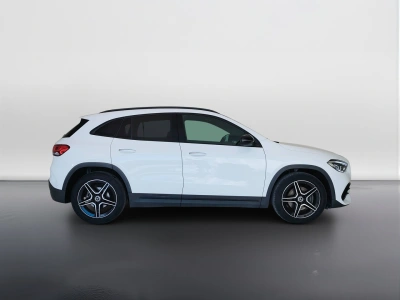 4 - Mercedes-Benz GLA Cascioli Group
