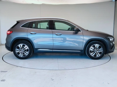 4 - Mercedes-Benz GLA Cascioli Group