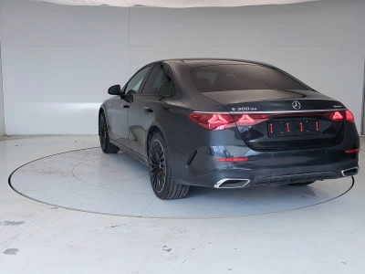 7 - Mercedes-Benz Classe E Cascioli Group