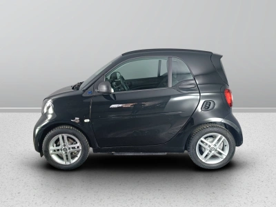 3 - smart fortwo Cascioli Group