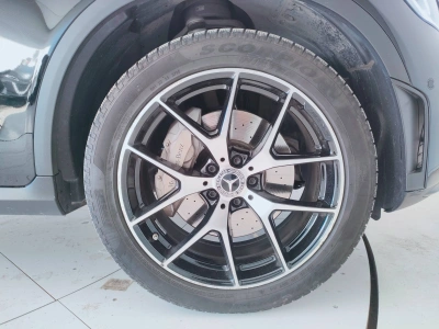 8 - Mercedes-Benz GLC Cascioli Group