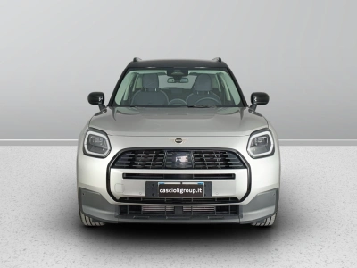 2 - MINI Countryman Cascioli Group