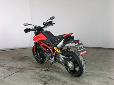 6 - Ducati Hypermotard Cascioli Group