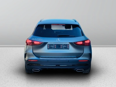 4 - Mercedes-Benz GLA Cascioli Group