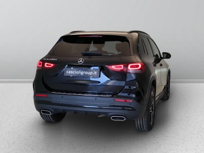 6 - Mercedes-Benz GLA Cascioli Group