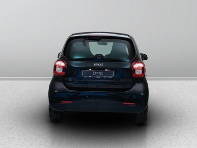 4 - smart fortwo Cascioli Group
