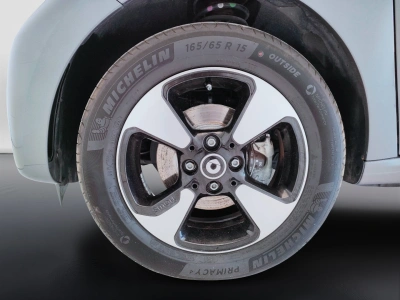 8 - smart forfour Cascioli Group